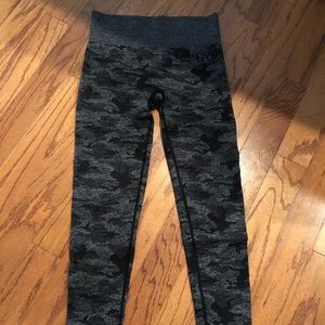 Gymshark camo seamless